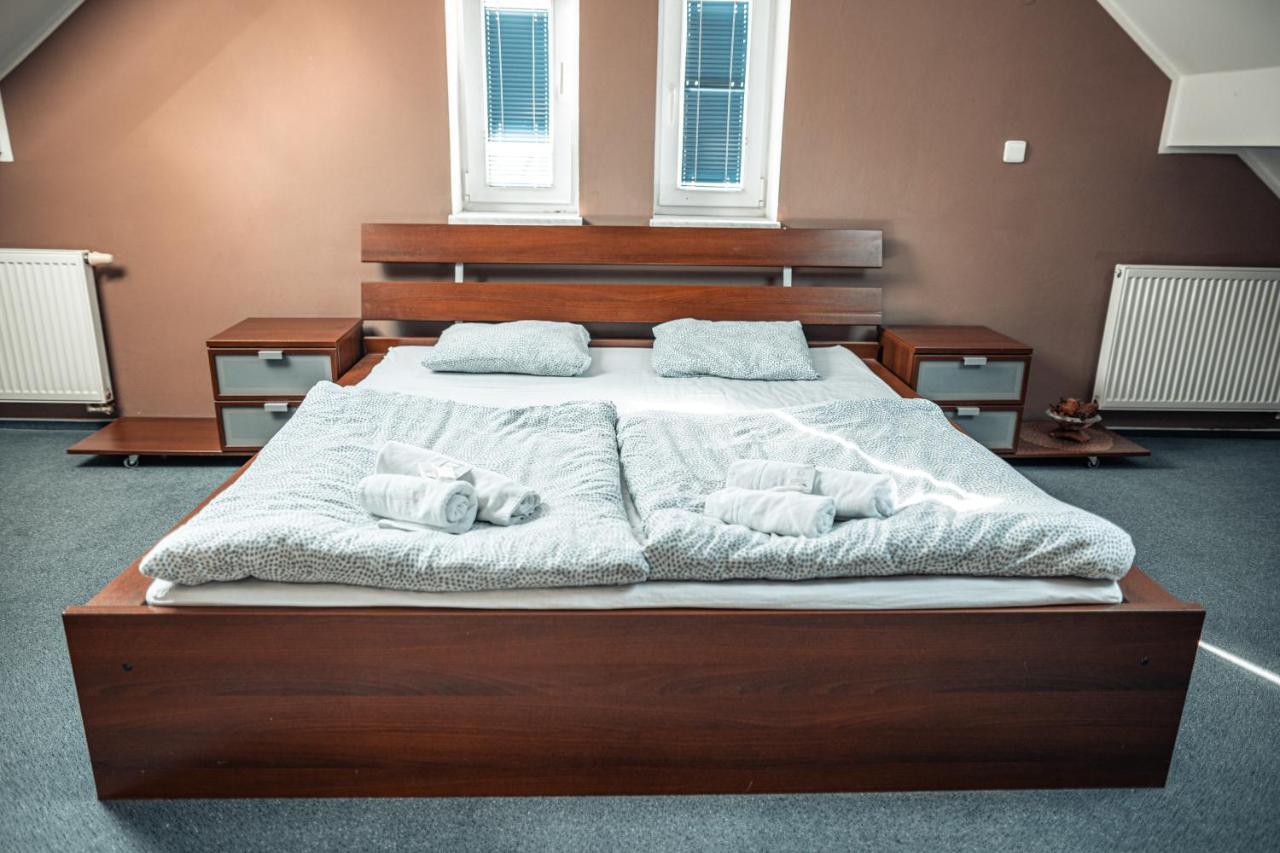 Penzion Hurikan 63 Havlíčkův Brod Exteriér fotografie