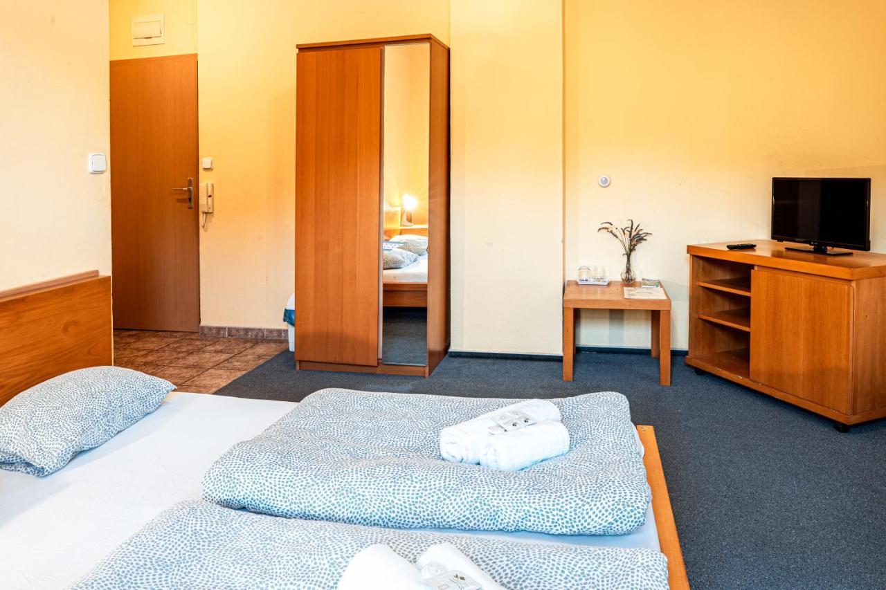 Penzion Hurikan 63 Havlíčkův Brod Exteriér fotografie